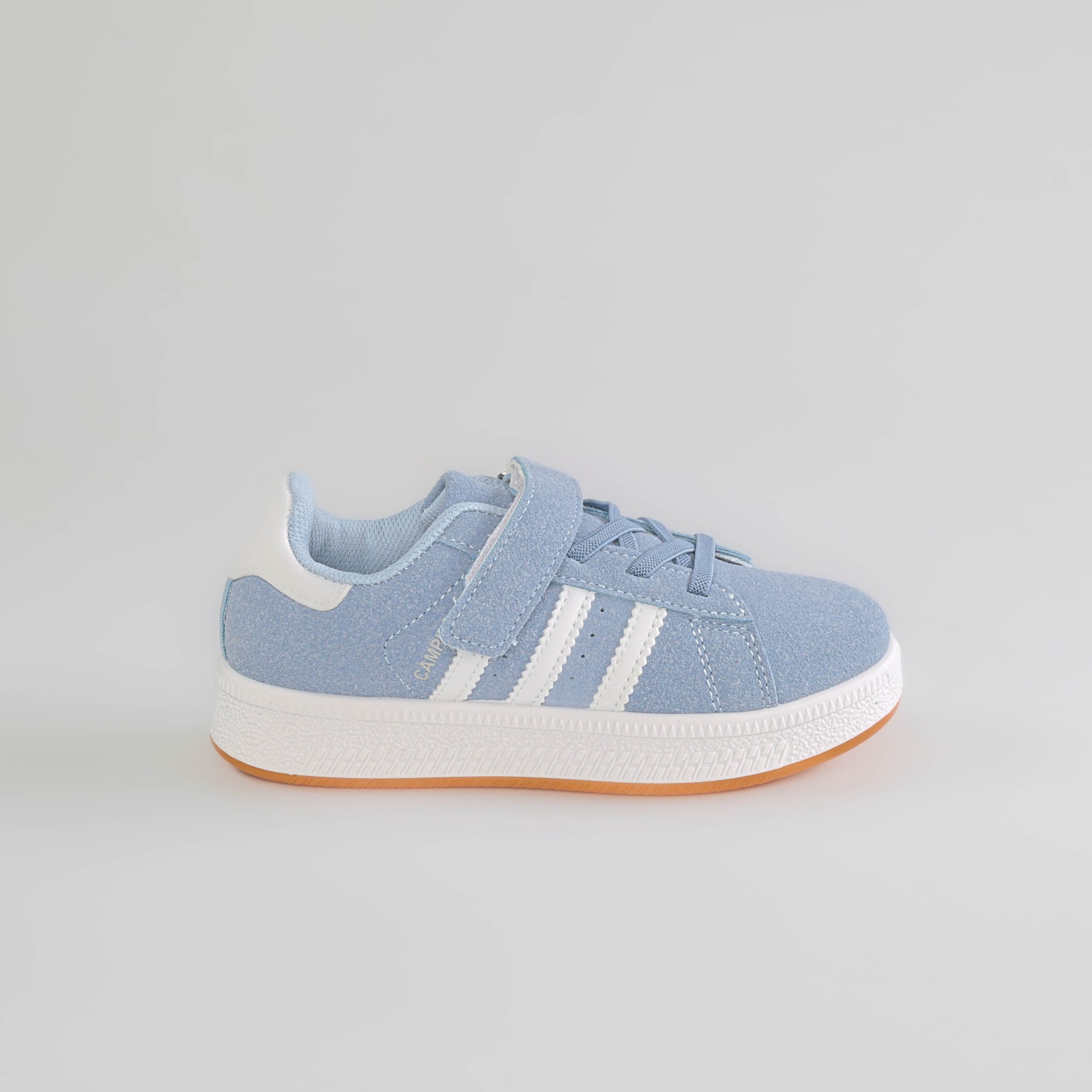 JOVAN – Baskets Enfants en Bleu.