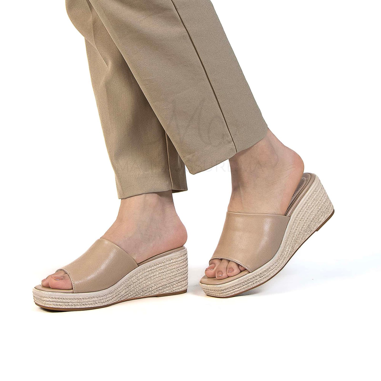 Rimal - Sandales Compensées Femmes en Beige.