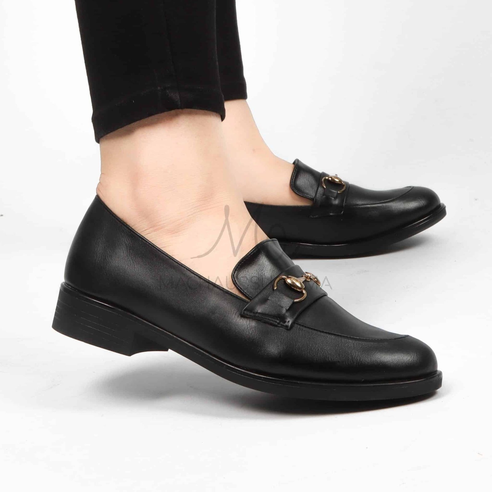 Lucky - Mocassins Femmes en Noir.