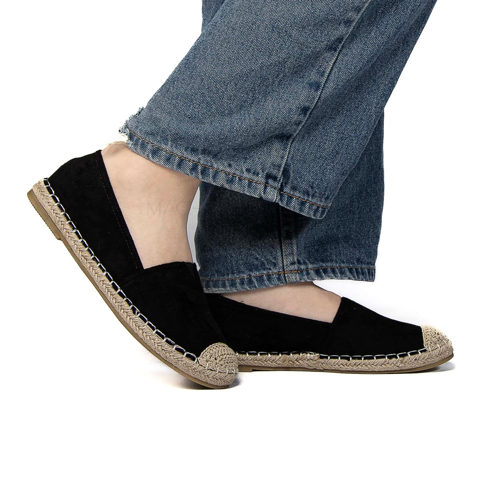 Lumena – Espadrilles Femmes en Noir.