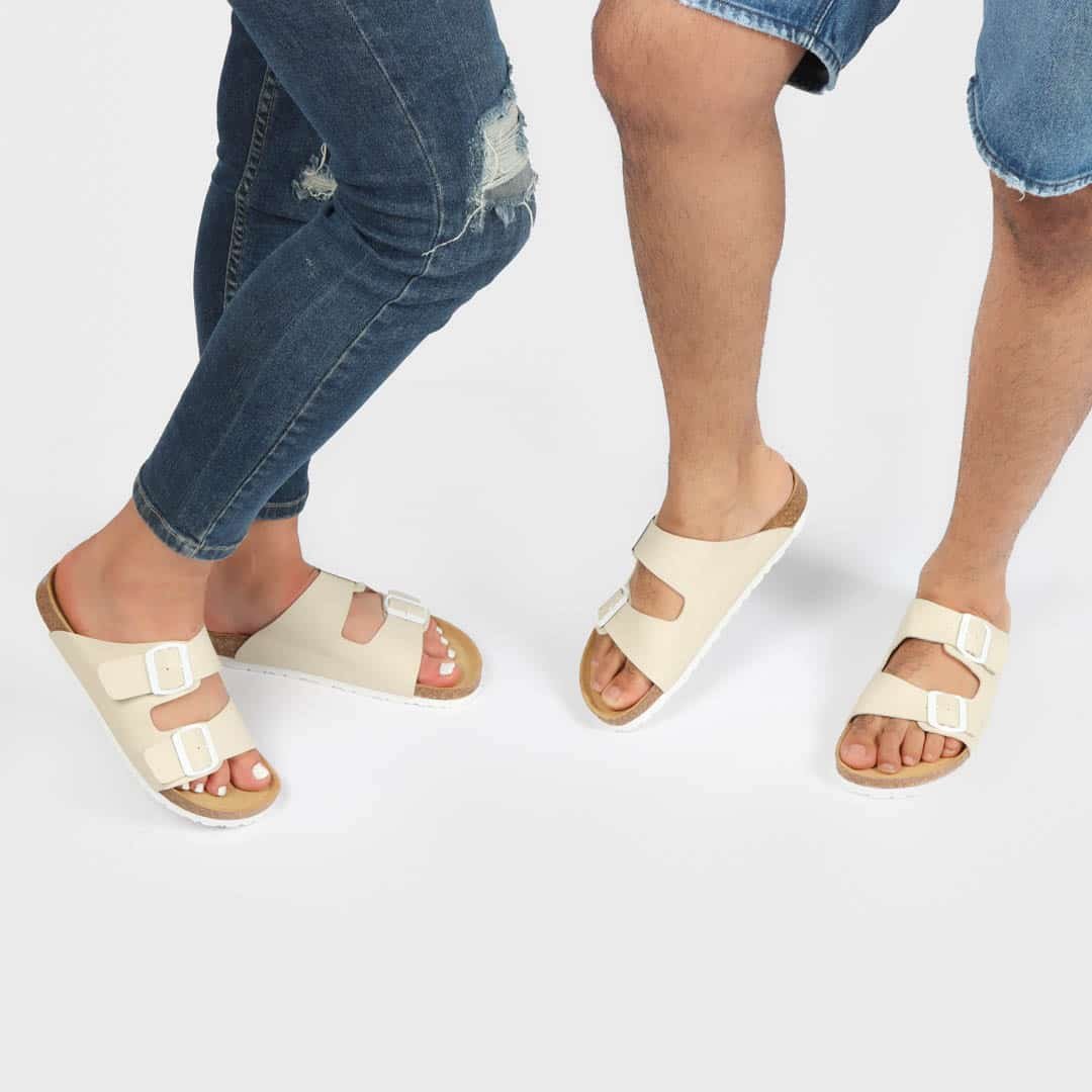 WAINSCOTT – Sandales et tongs en Beige.