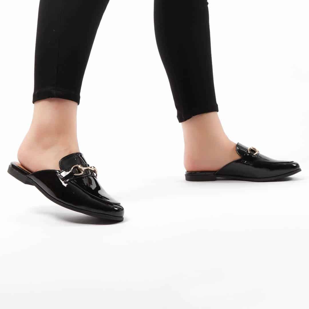 JADE – Mules Femmes en Noir.