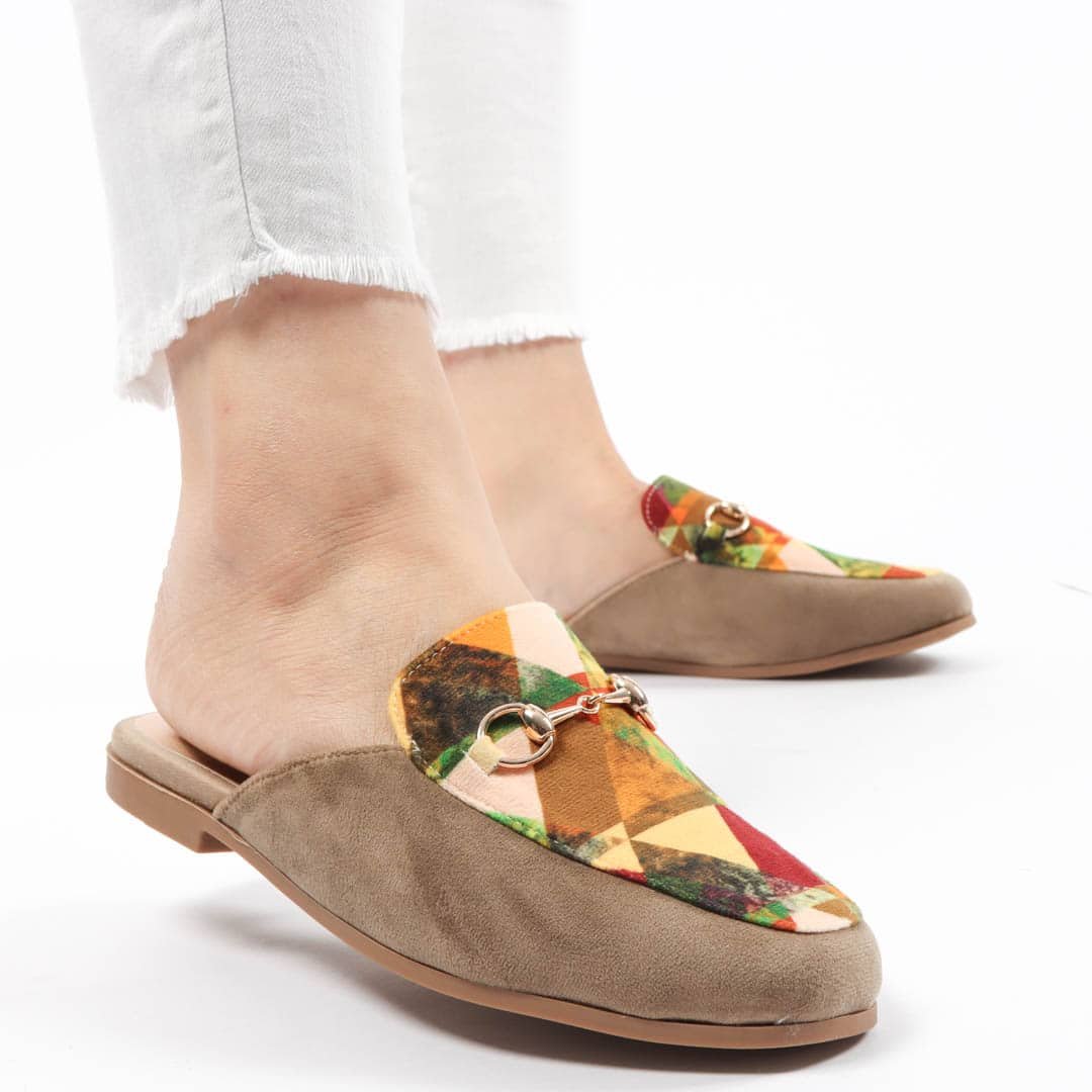 Tulipe – Mules Femmes en Beige.