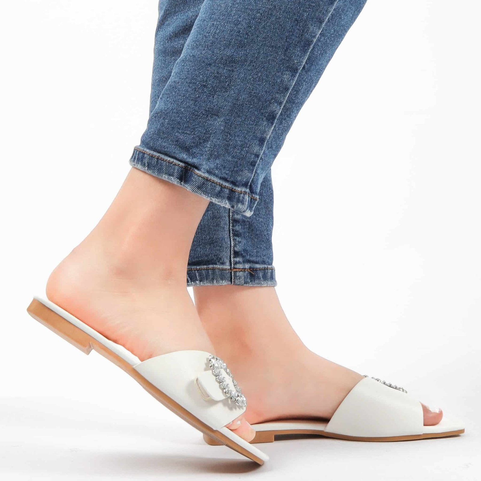 Reya – Sandales plates en Blanc.