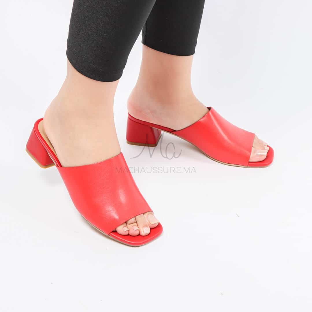 CYBELE - Sandales à talon en Rouge.