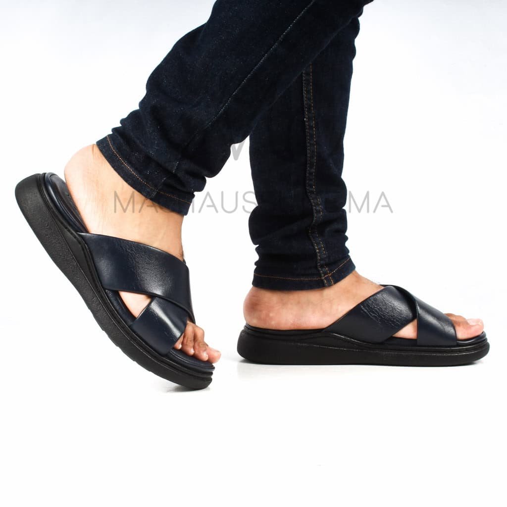 WILCOX - Sandales et tongs en Cuir Bleu.