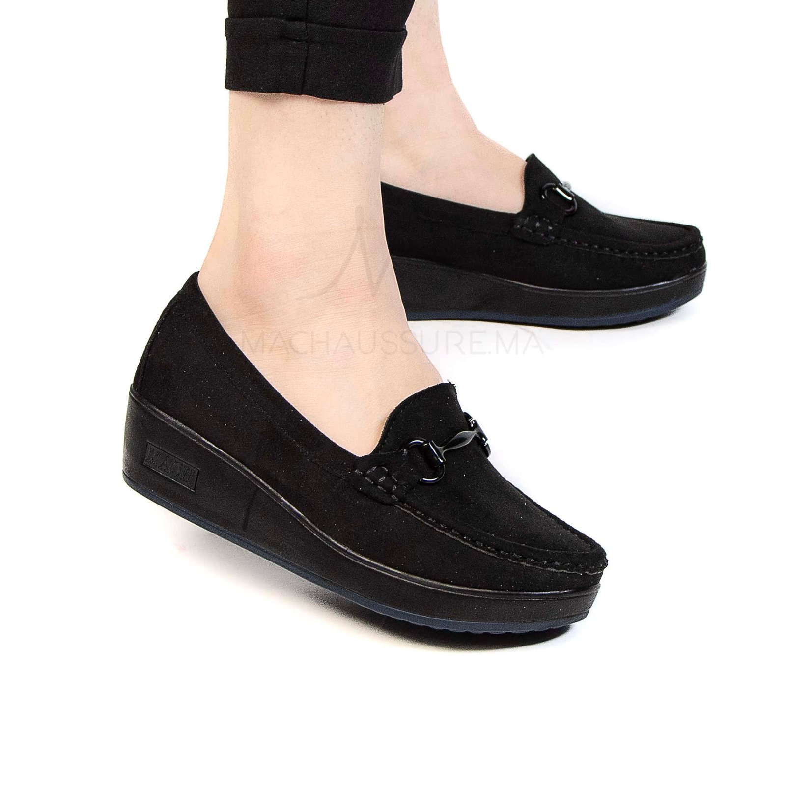 Mocassin compensé femme en Noir.