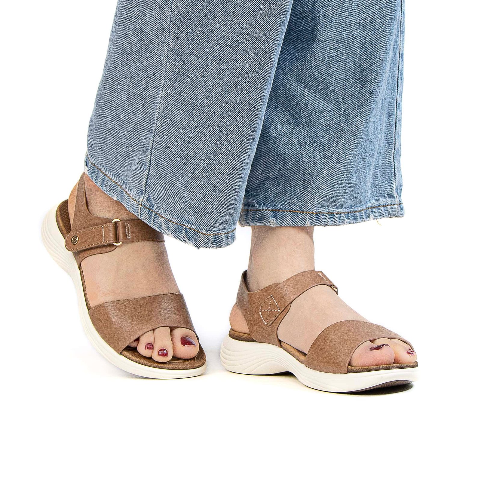 Velovia – Sandales confortables en Camel.