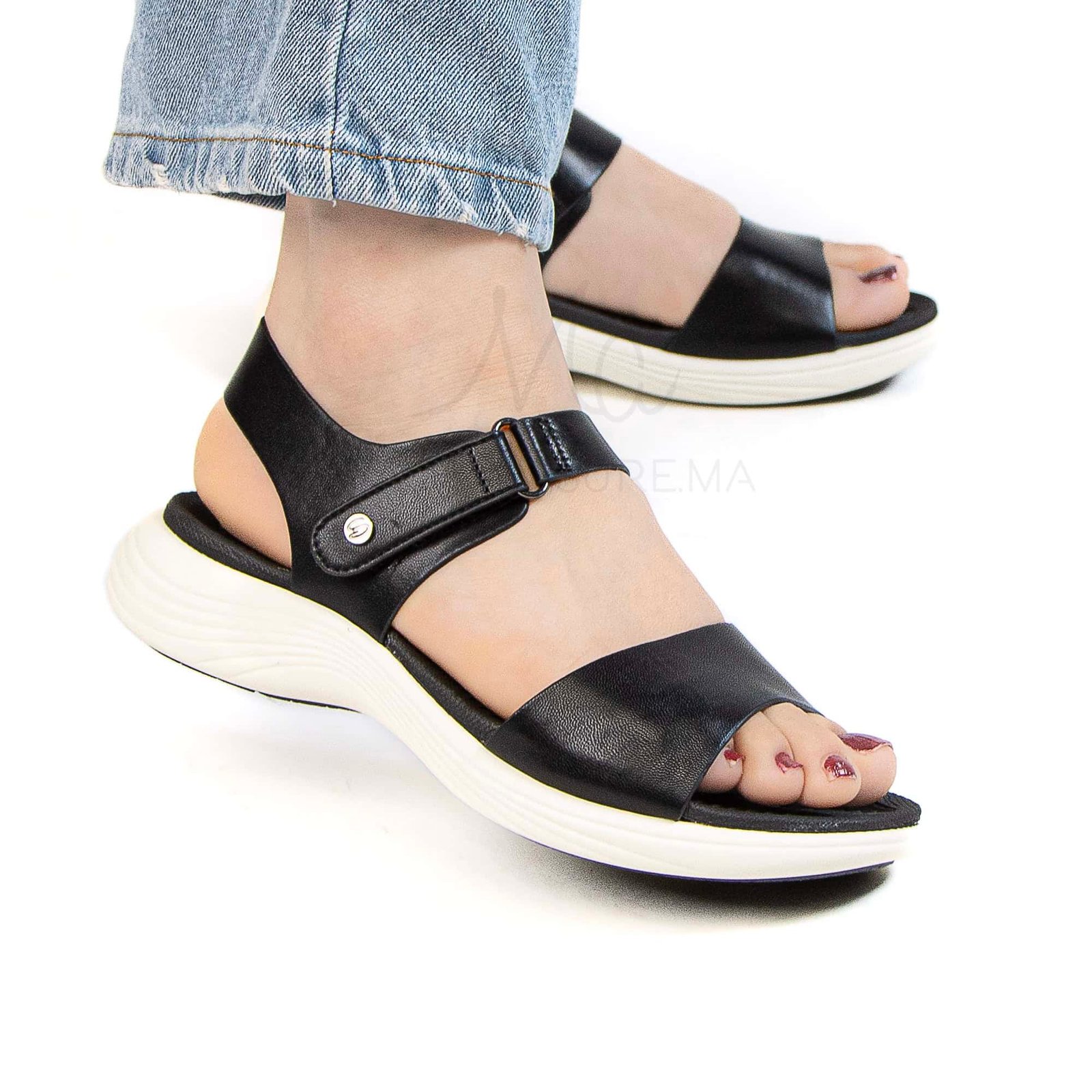 Velovia – Sandales confortables en Noir.