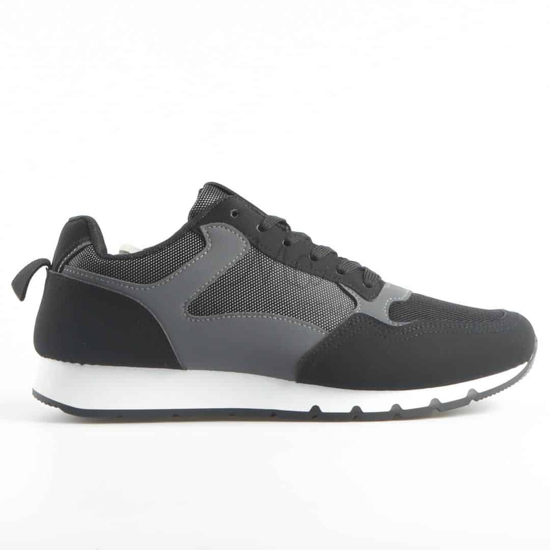 GAVA - Baskets en Noir.