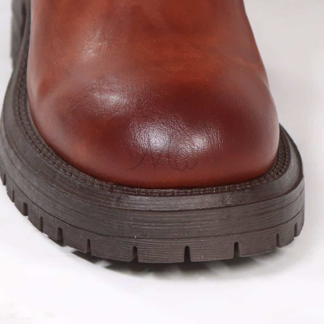 Rebelle – Bottines femmes en Tabac.
