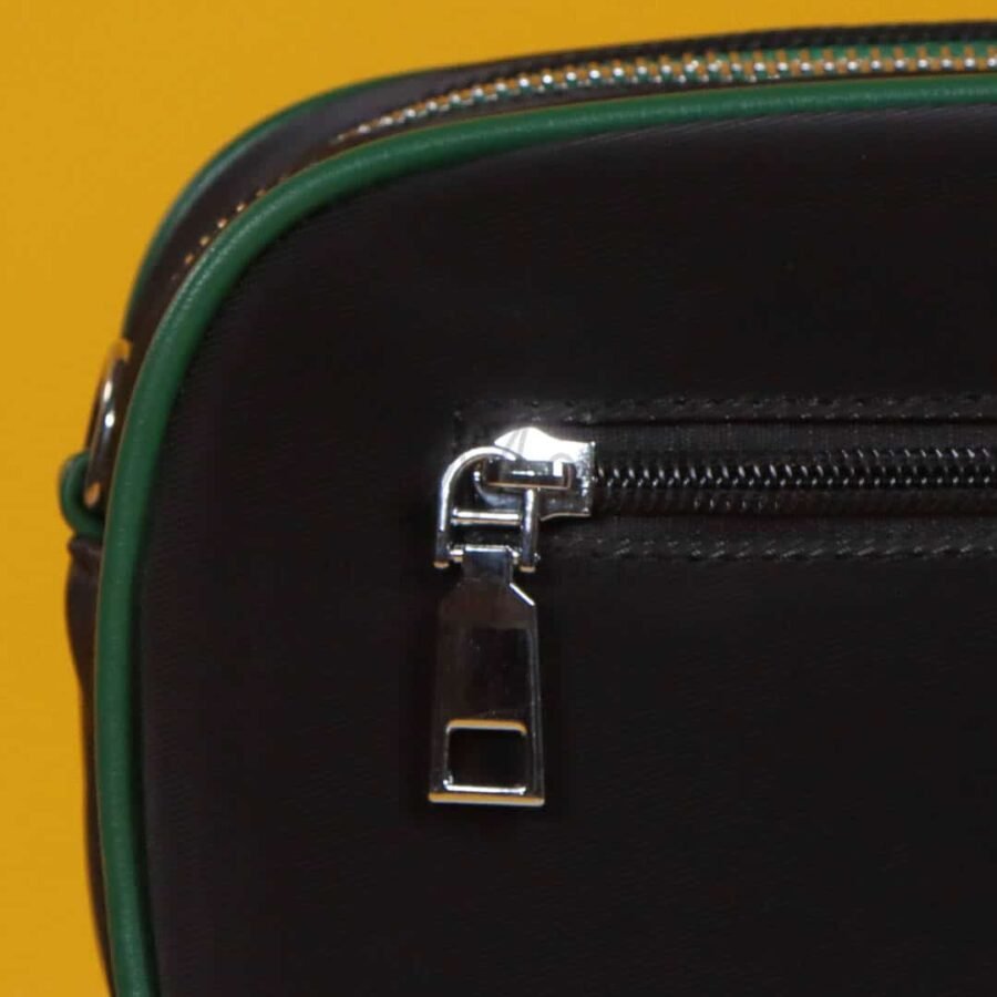 InStyle – Sac à main en Noir-Vert.