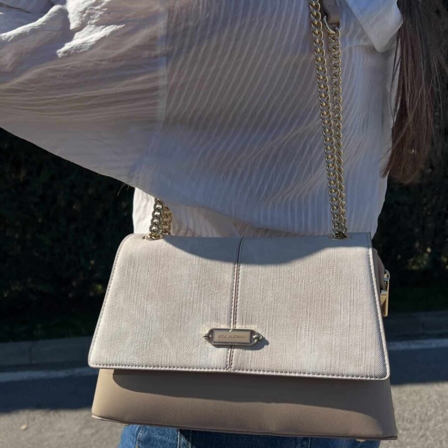 Ravora – Sac à main en Blanc cassé.