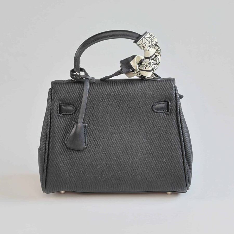 Vely – Sac à main en Noir.