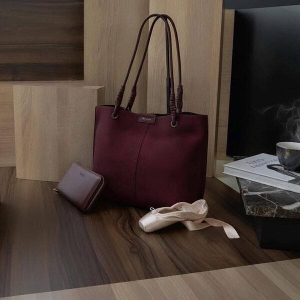 Laya – Sac à main en Bordeau.