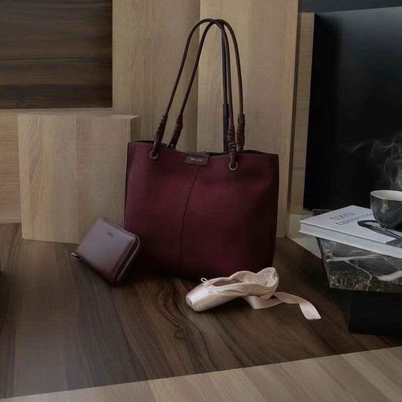 Laya – Sac à main en Bordeau.