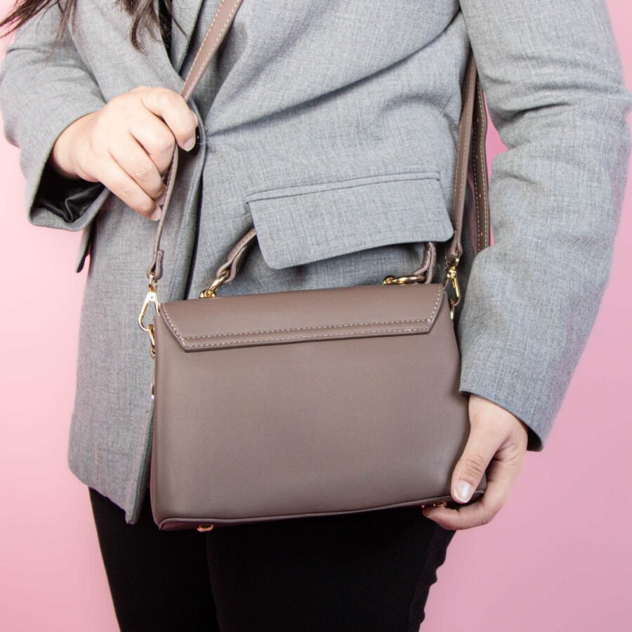 CYTHERIS – Sac à main en Taupe.