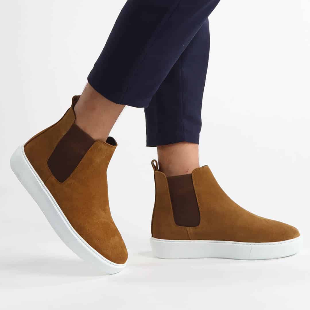 Premium – Boots daim en tabac.