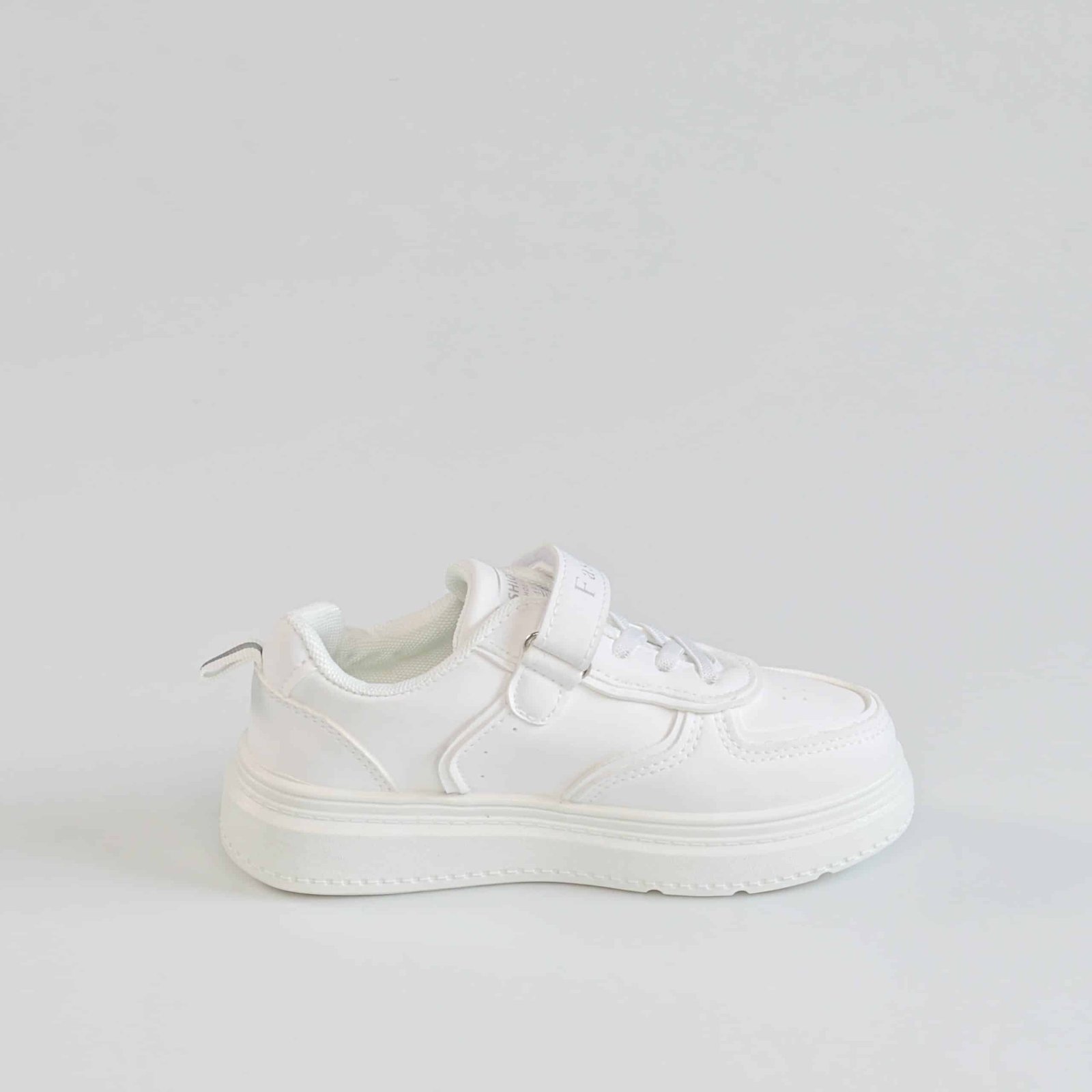 WARIS – Baskets enfants en Blanc.