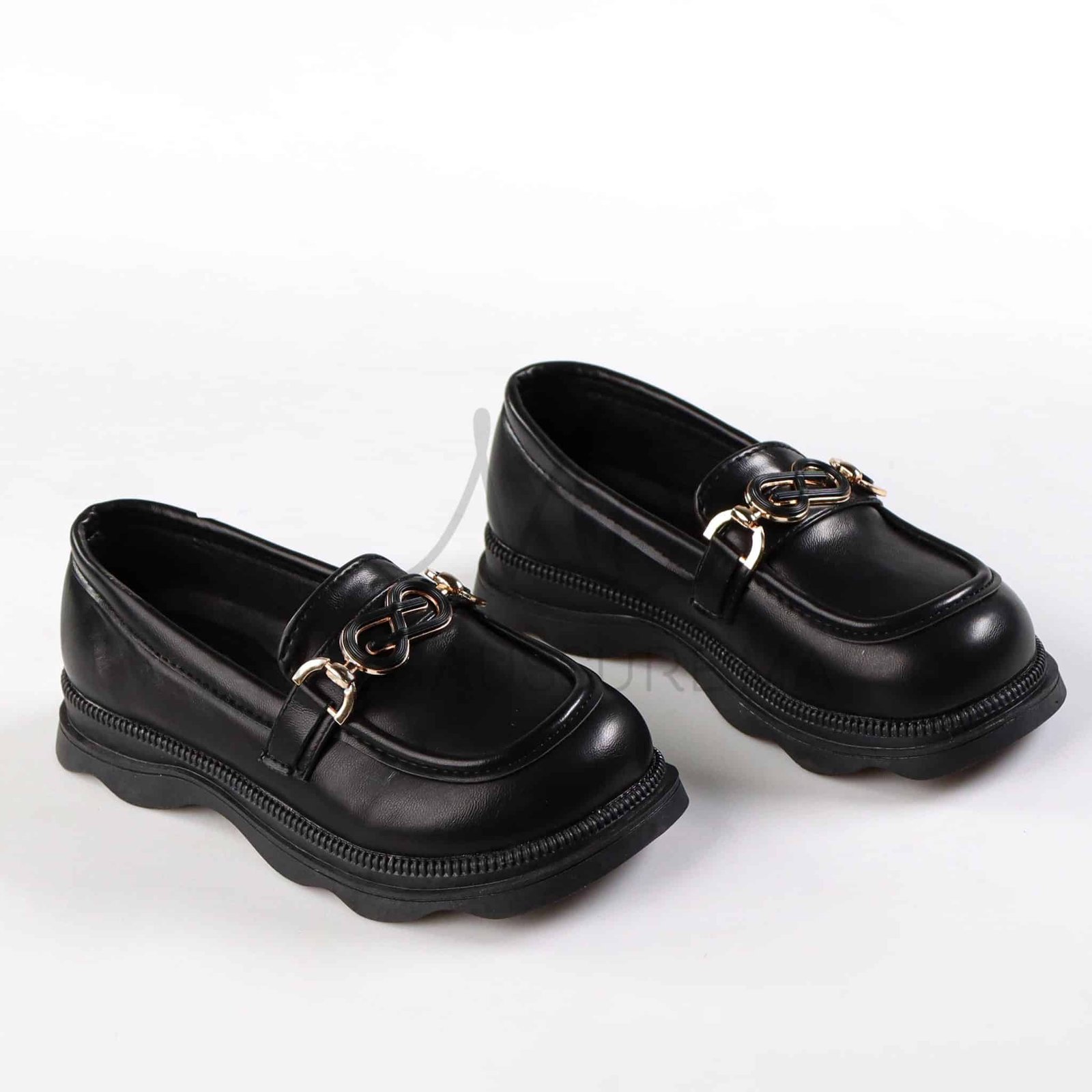 ChicPetal - Ballerines fille en Noir.