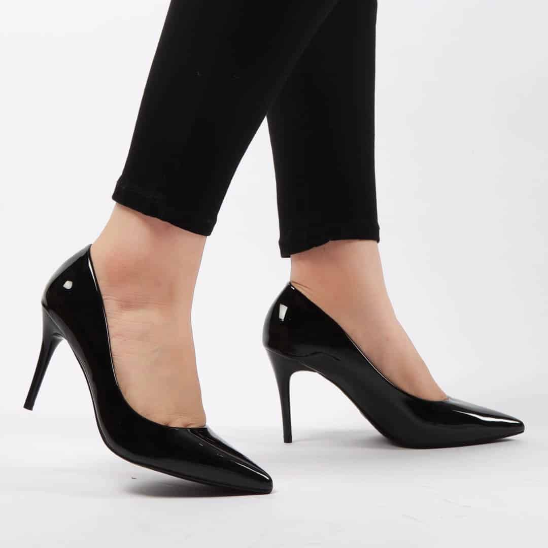 Kalinda – Escarpins Femmes en Noir.