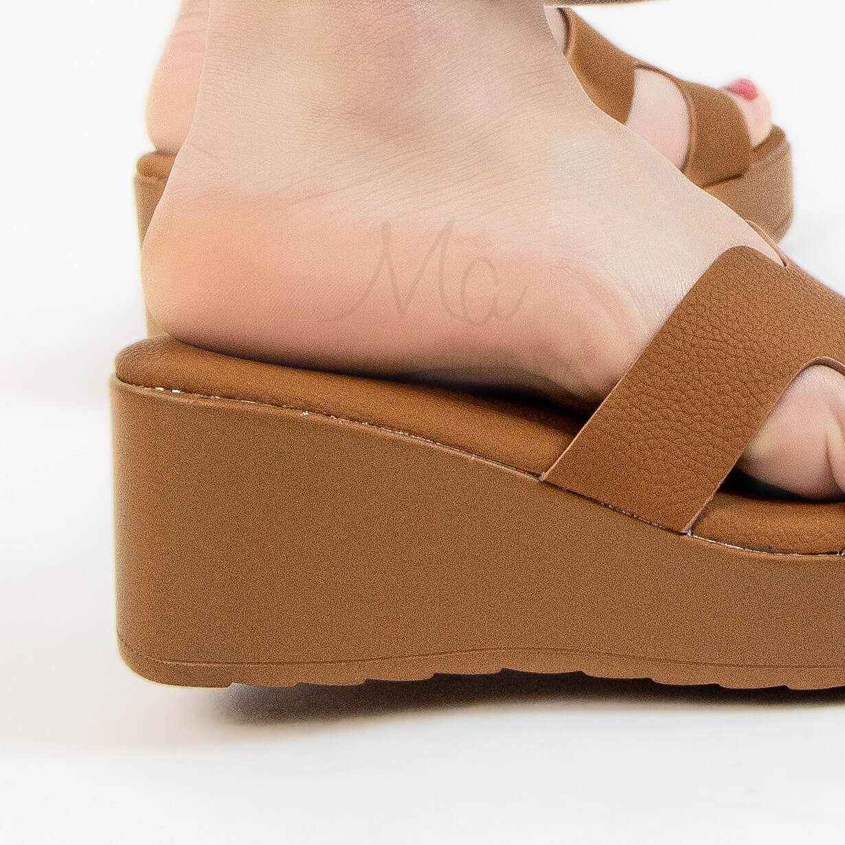 Sekina – Sandales compensées confortables en Tabac.