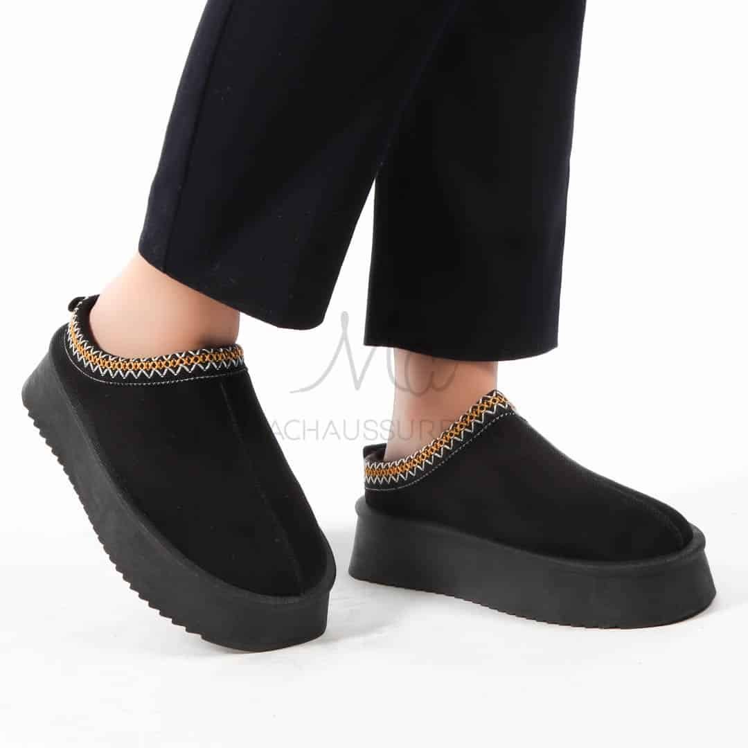 Cerf - Chaussons à plateforme en Noir.