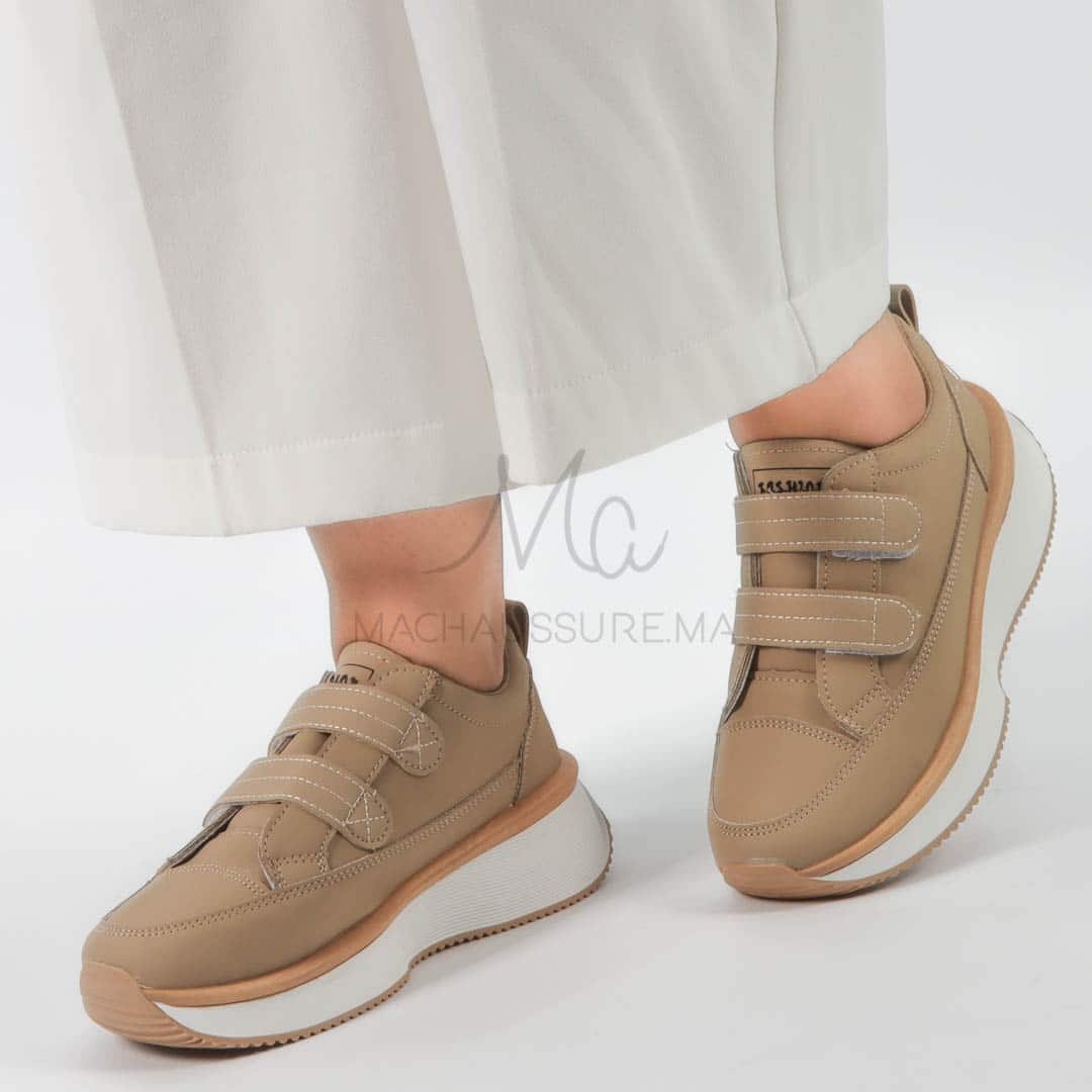 Tsavorite - Baskets femmes en Kaki.