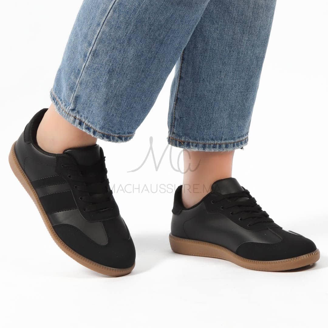 Fella – Baskets femmes en Noir.