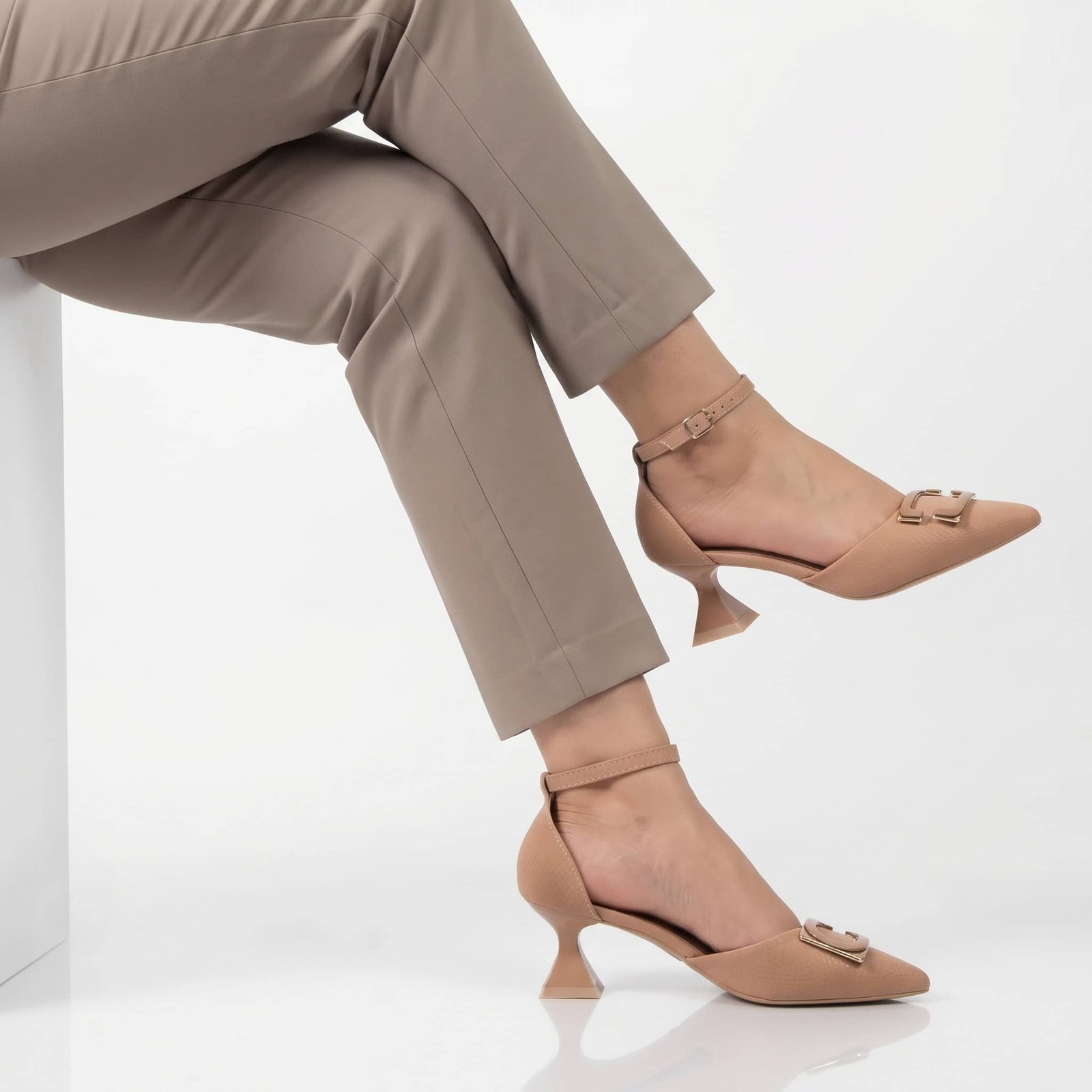 Pyrite - Escarpins femmes en Kaki.