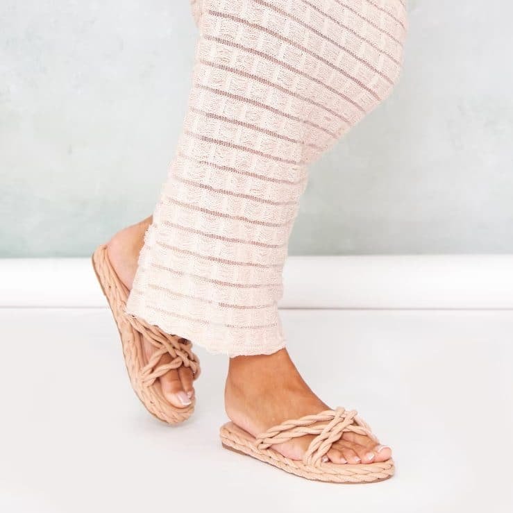 Woven - Sandales plates en Kaki.