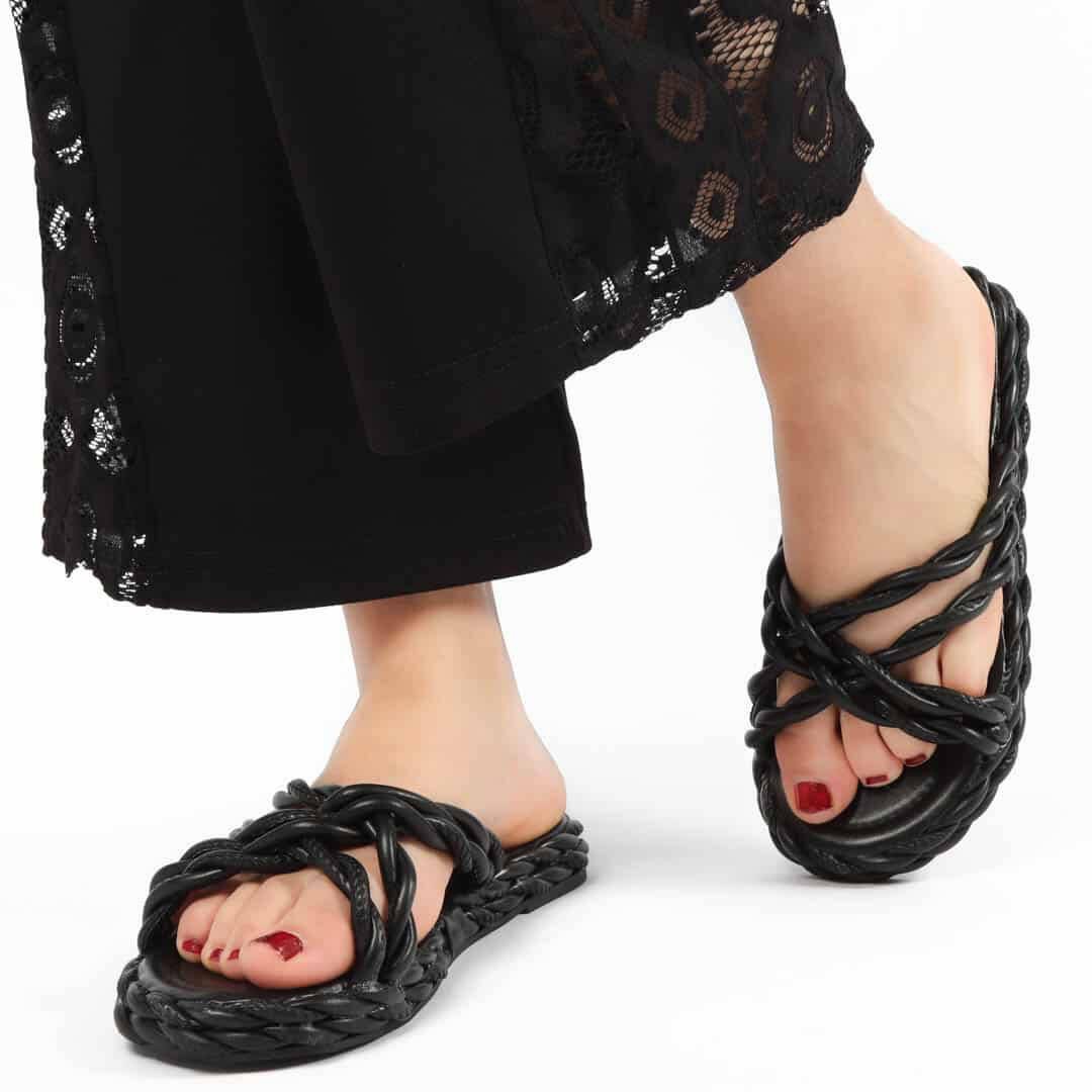 Woven - Sandales plates en Noir.