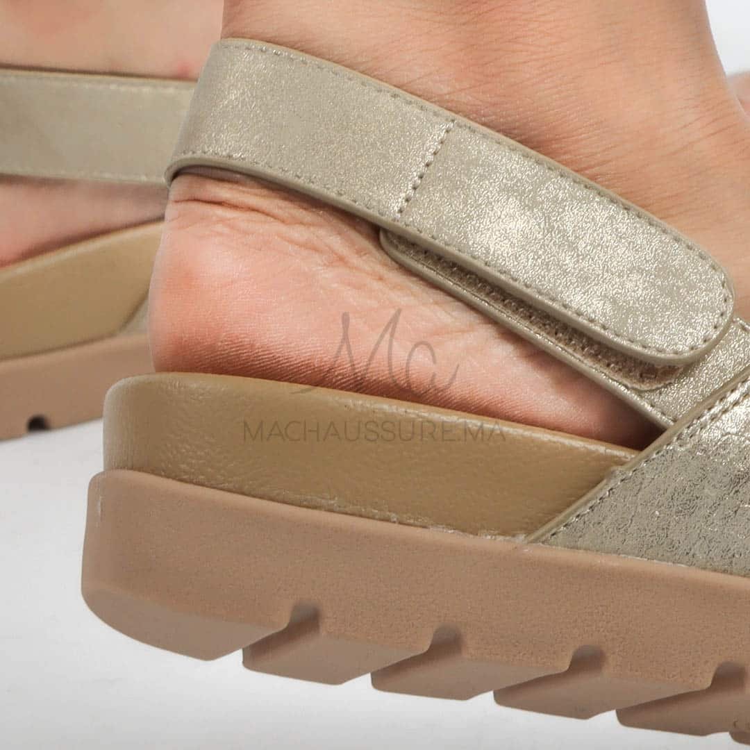 Orme – Sandales confortables en Doré.