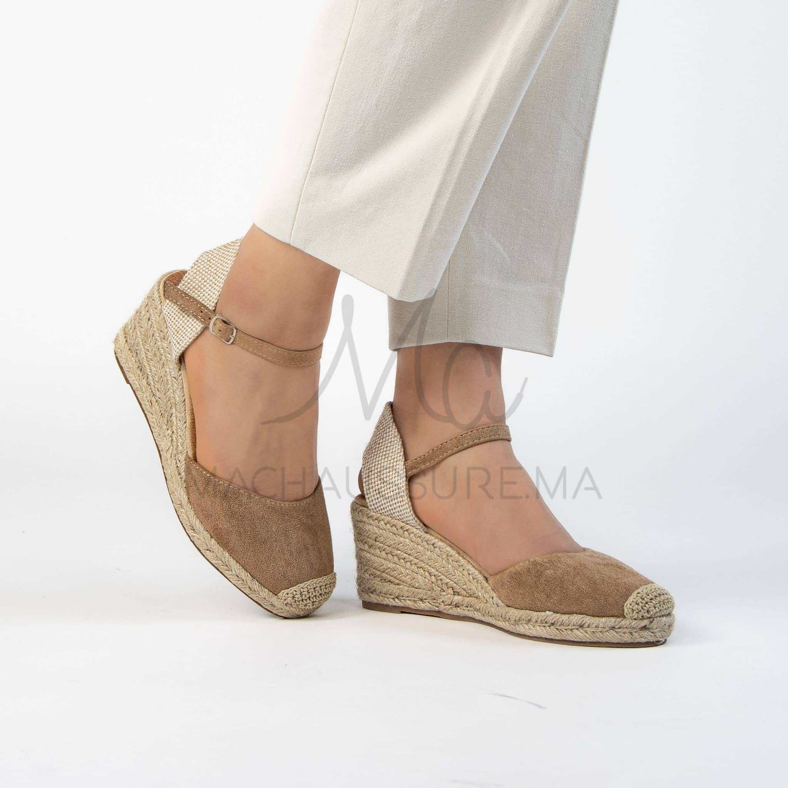 Bella Corda – Sandales compensées en Kaki.
