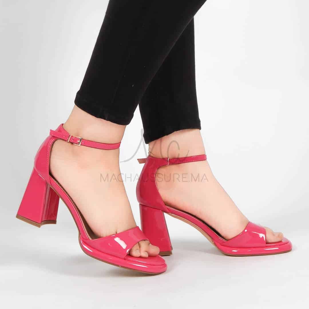 Larkspur – Sandales à talon en Fuchsia.