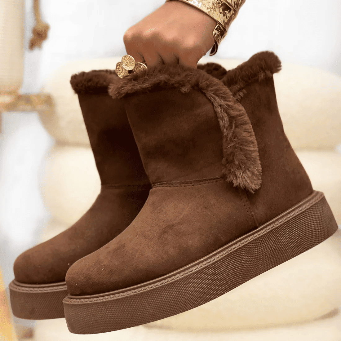 Imelil – Bottines col fourrure en Marron.