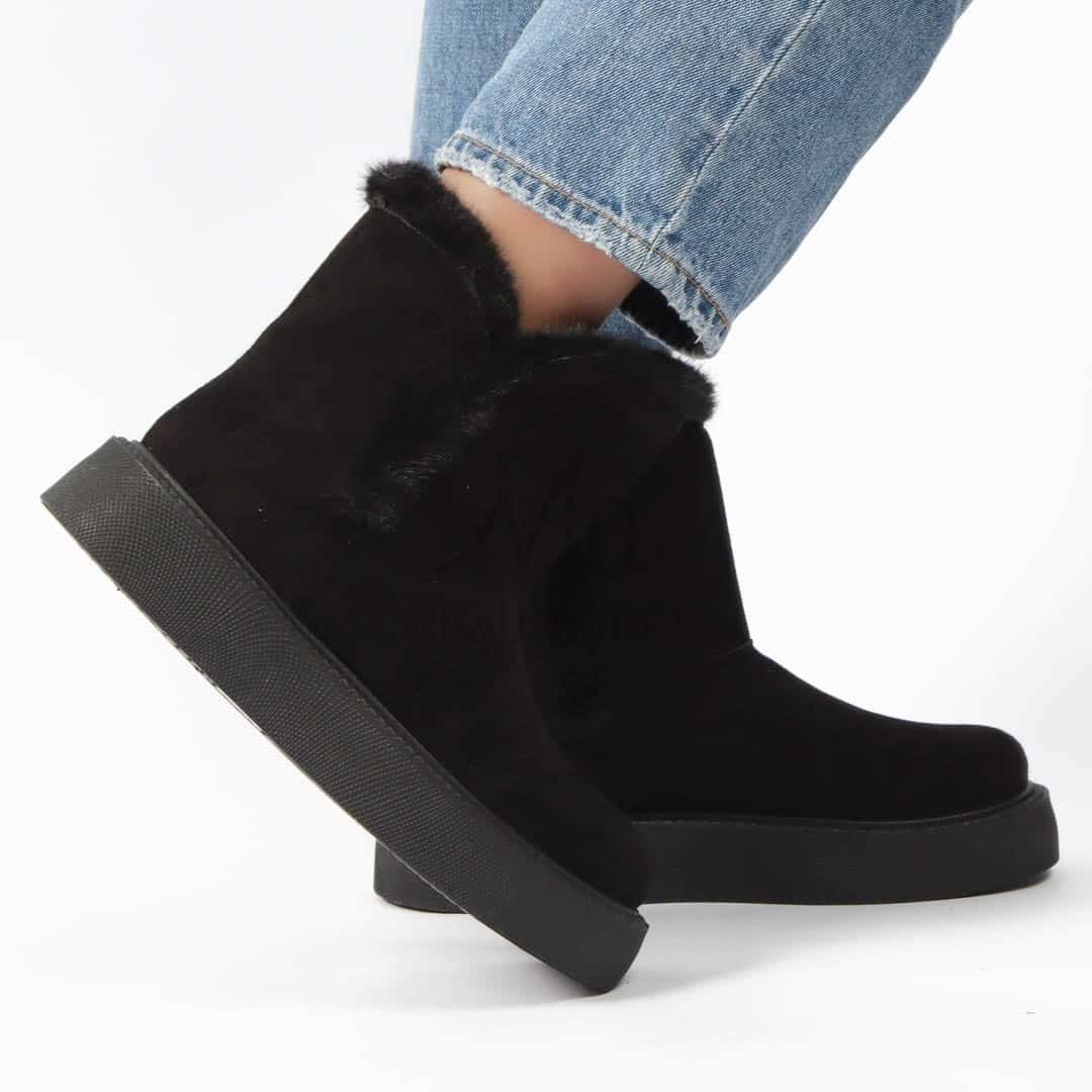 Imelil – Bottines col fourrure en Noir.