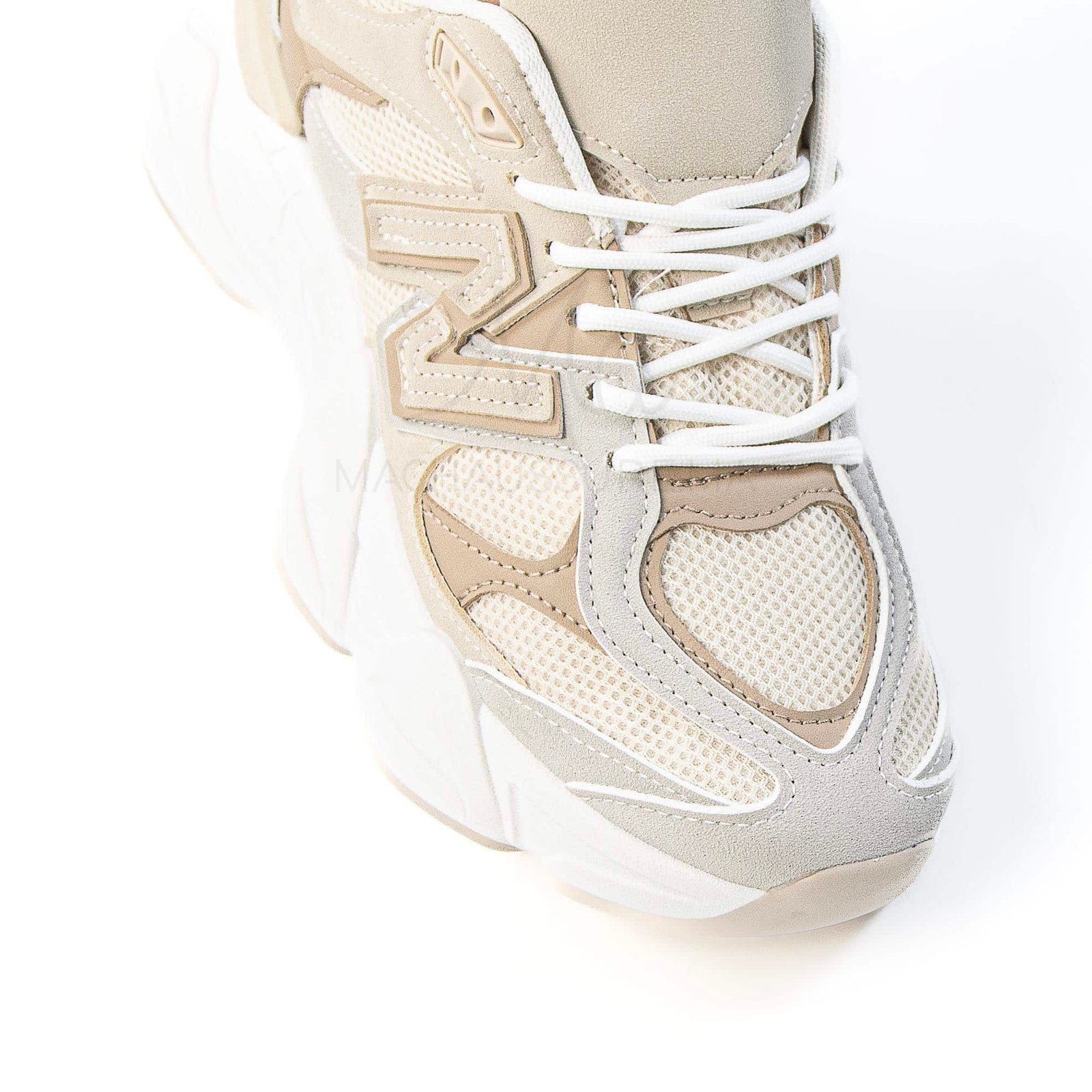Skyline – Baskets Femmes en Beige.