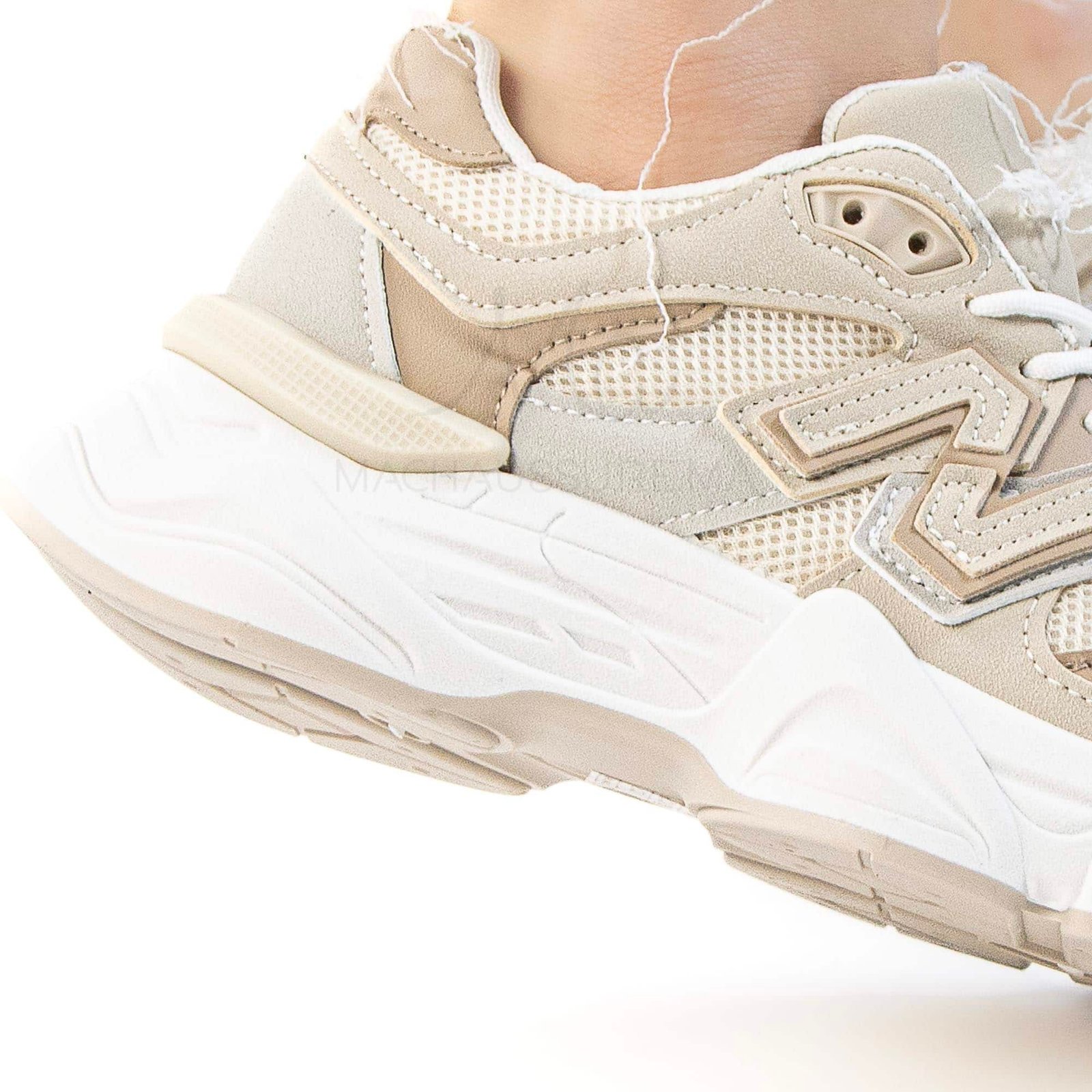Skyline – Baskets Femmes en Beige.