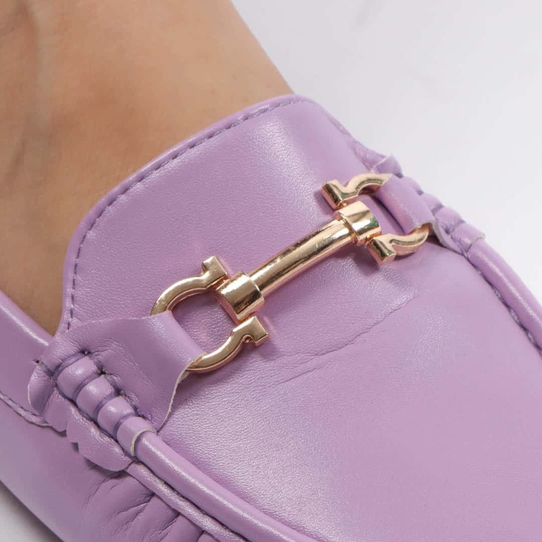 TATIANA– Mocassinns Femmes en Mauve.