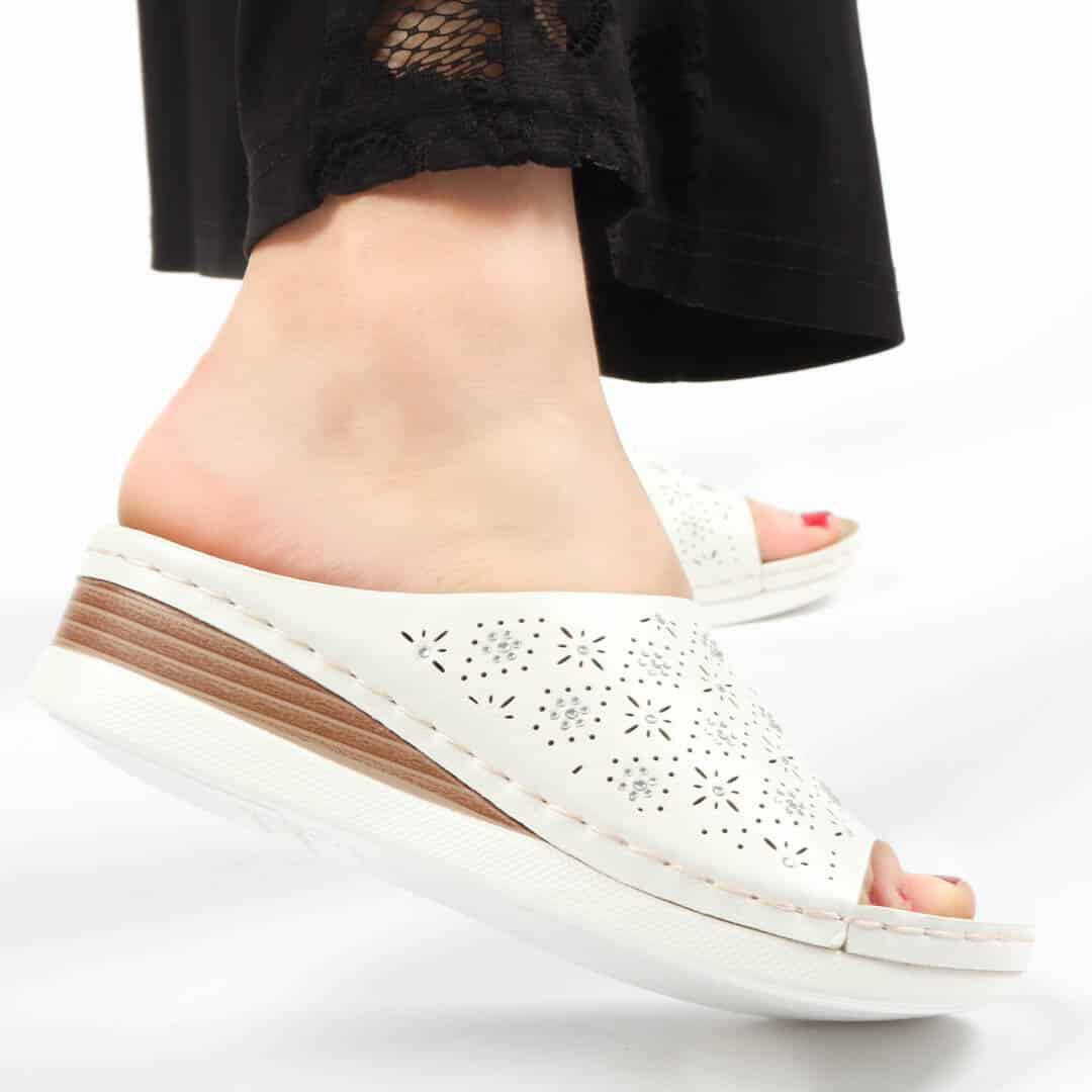 RelaxFit - Sandales confortables en Blanc.