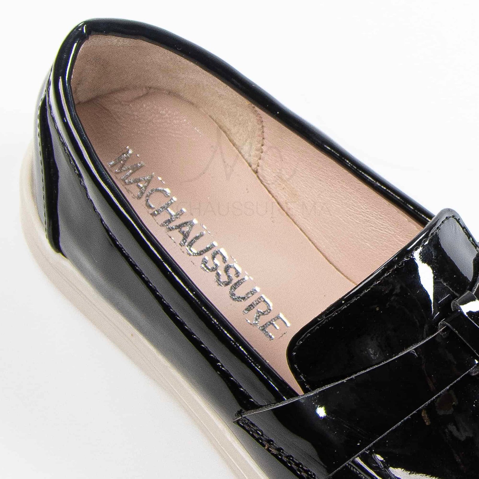 Opaline – Mocassins Fille en Vernis Noir.