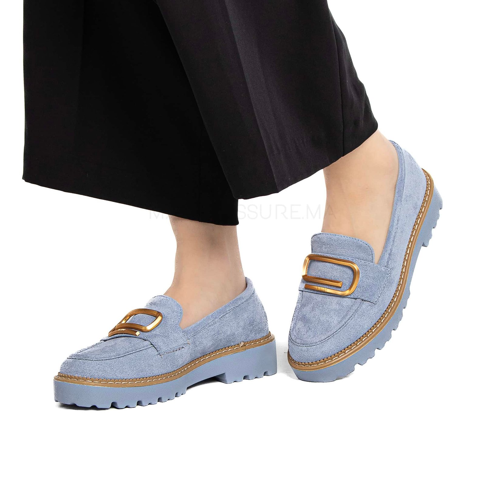 Le Soulier – Derbies Femmes en Bleu.