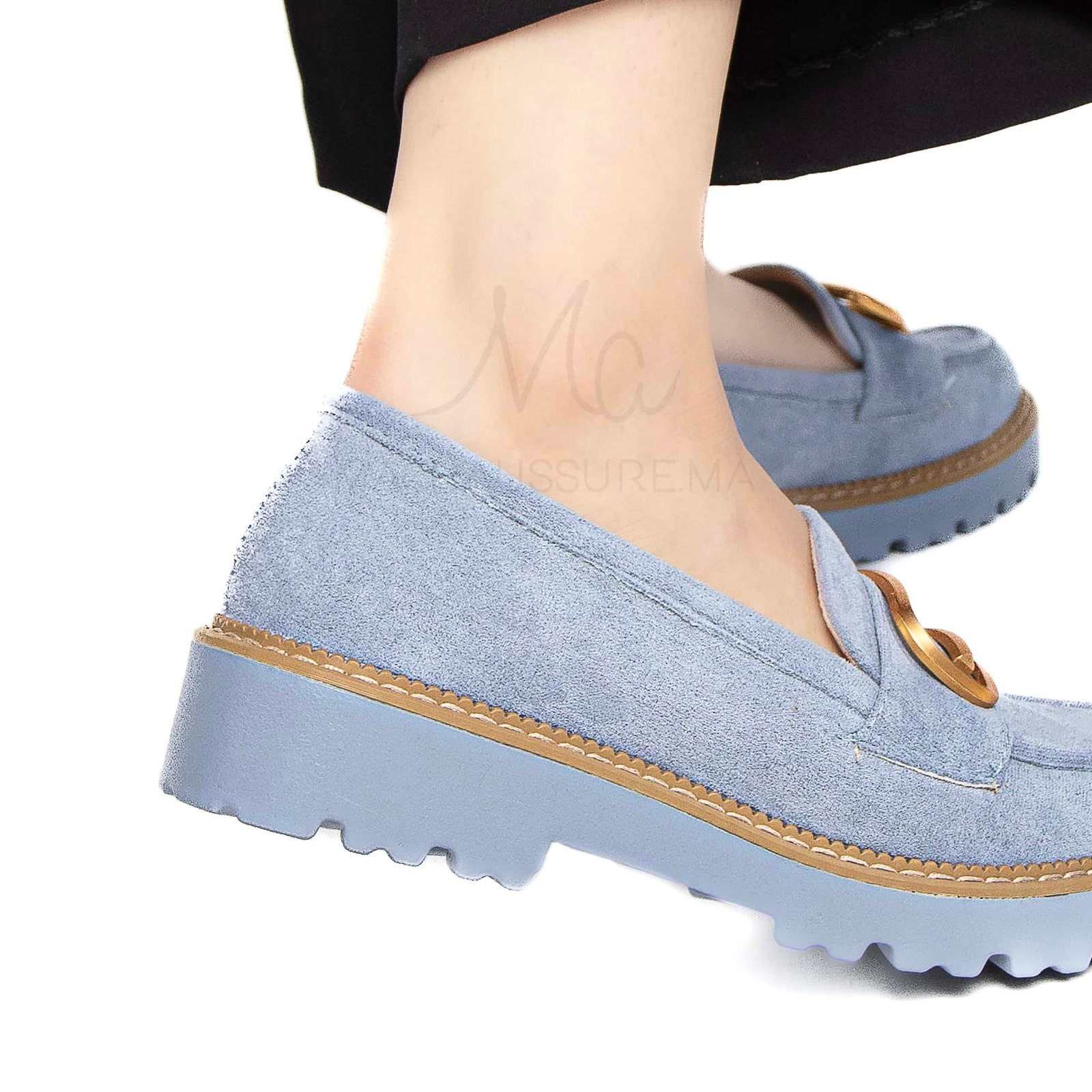 Le Soulier – Derbies Femmes en Bleu.