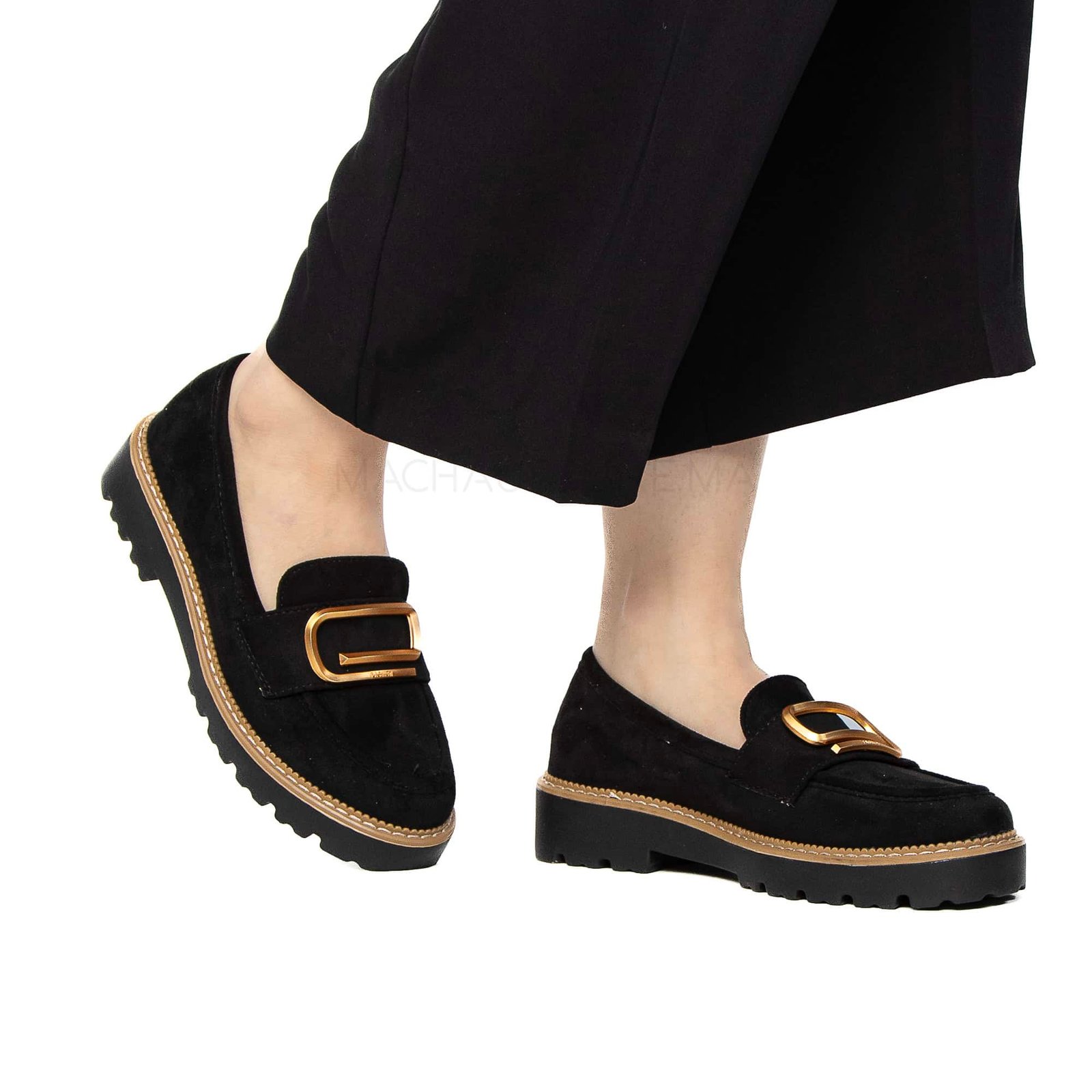 Le Soulier – Derbies Femmes en Noir.
