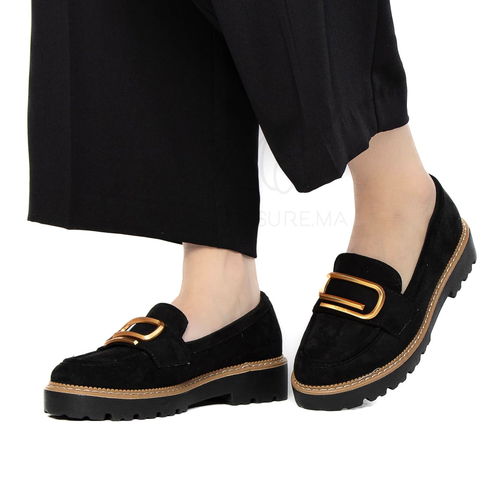 Le Soulier – Derbies Femmes en Noir.