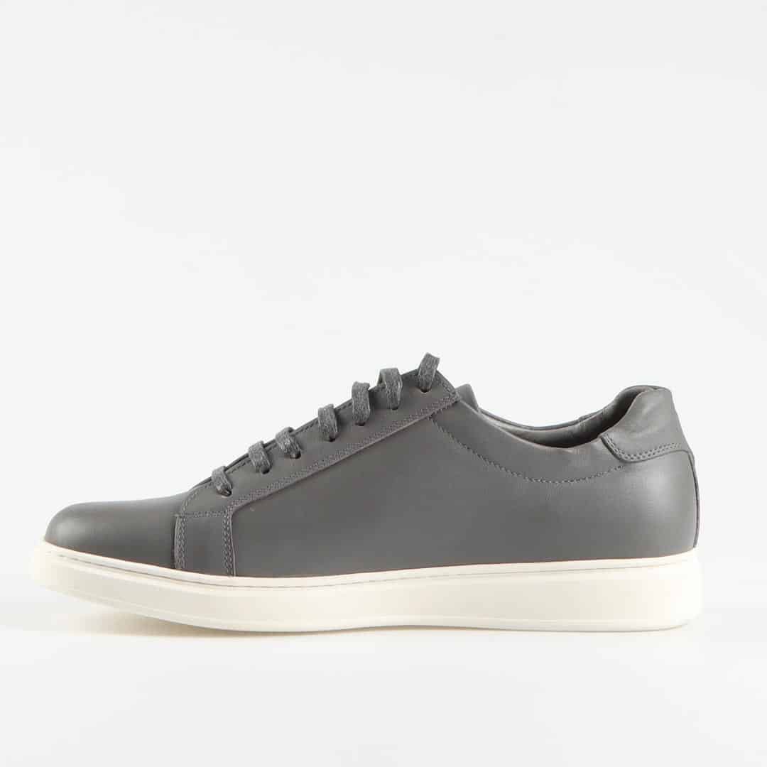 Rio Baskets Basses en cuir – Gris Clair.