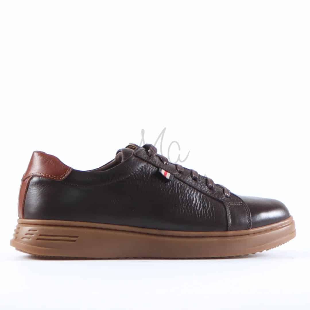 Reyo - Baskets Basses en cuir en Marron.