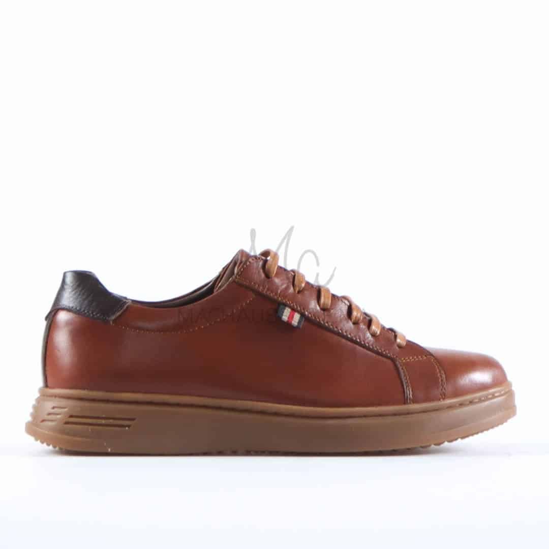 Reyo - Baskets Basses en cuir en Tabac.
