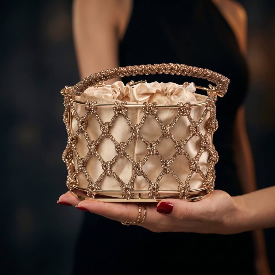 Chaîne de sac à main en perles et cristaux, accessoire de mode chic et sophistiqué..